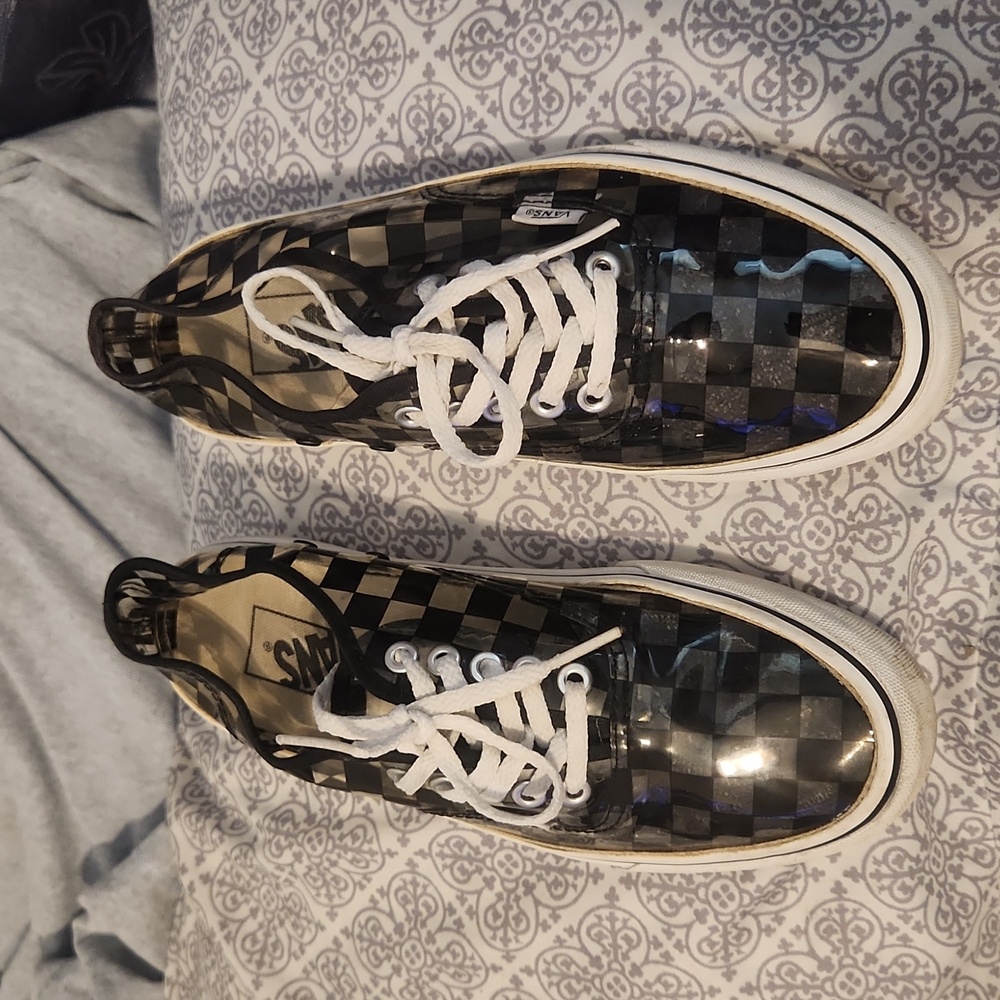 Vans Women's Black Checkered Sneakers